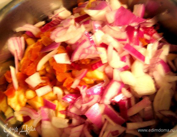 На дольки и в кастрюльку!