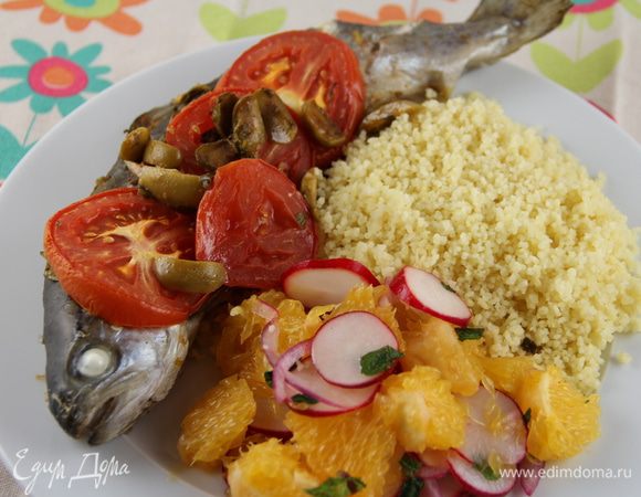 Подаем сразу же. У нас на гарнир был кускус и марроканский салат с апельсинами от Леночки Елениссимы -  http://www.edimdoma.ru/retsepty/52651-marokkanskiy-salat. Приятного аппетита))
