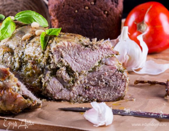 Выньте вырезку из духовки, накройте фольгой на 3 мин. Удалите веревку и нарежьте.
Приятного аппетита!
