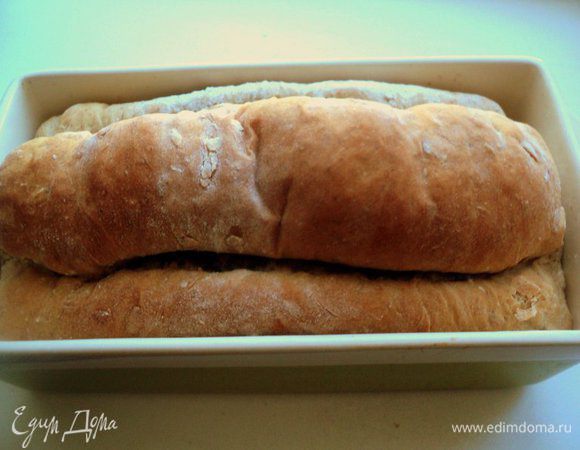 Выпекать при температуре 180 градусов 30-35 минут. Дать хлебу остыть в форме.