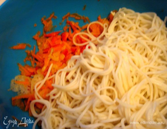 Отправляем к ним вермишель.