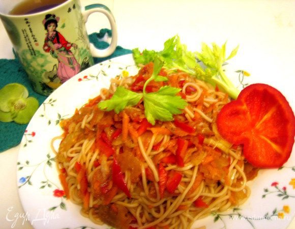 Советую заварить зелёный чай, т. к. блюдо пикантное и сразу захочется чайку)))