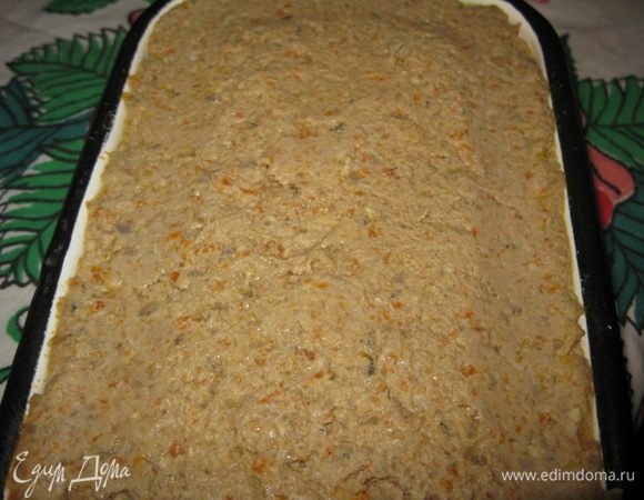 Во 2-ю часть: Для запекания в паштет добавляем 2 ложки манки и вбиваем 2 яйца. Все перемешиваем. Выкладываем в смазанную форму и ставим в духовку, для запекания на 20 минут.  
Приятного аппетита!