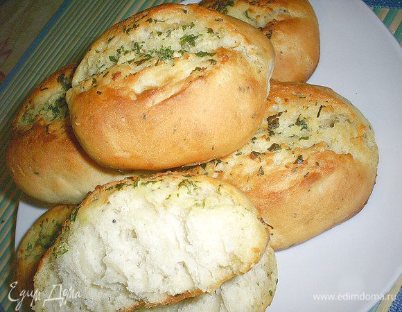 Вынимаем наши хлебцы и начинаем дегустировать. Удивительно вкусно и в холодном, и в теплом, и в горячем виде. Приятного аппетита!