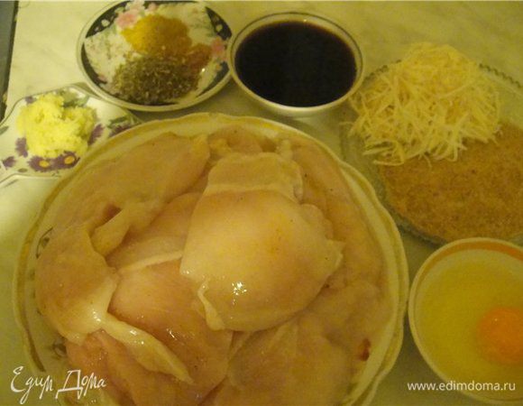 Подготавливаем продукты и делаем маринад для филе.