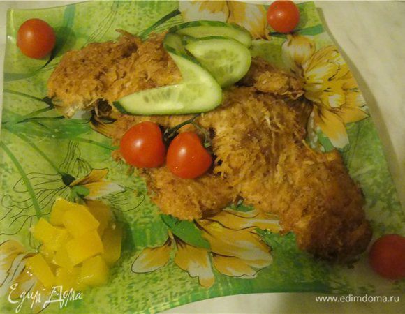 Выкладываем на тарелку и подаём с овощами.