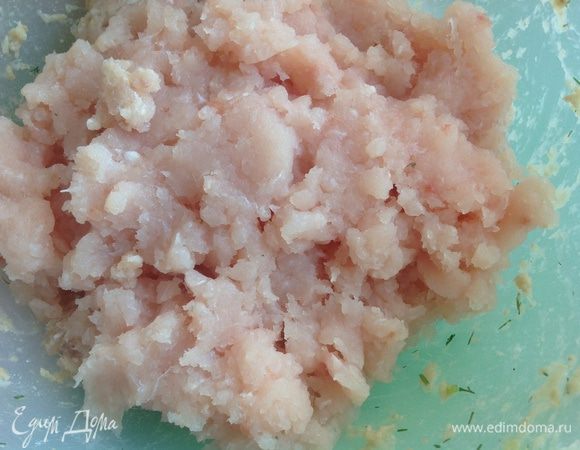 Получается вот такой замечательный фарш....