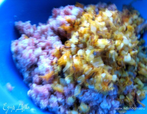 Объединяем,солим,перчим.