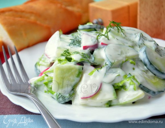 Посолить, поперчить, добавить по вкусу итальянские травки. Перемешать как следует. Подавать со свежим хлебом или в качестве гарнира к мясу!