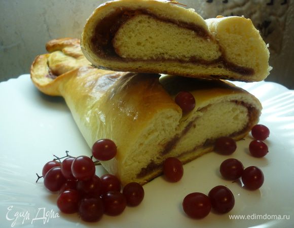 Немножко остудим и... скорее к столу. Наслаждаемся и гордимся собой.