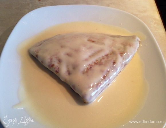 Каждый бендерик обмакивать в блинное тесто с двух сторон...