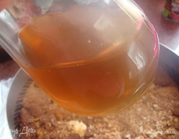 Щедро, у меня ушла половина маленькой баночки из-под дижонской горчицы!