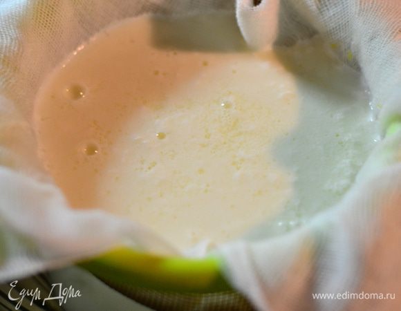 Перелить в марлю