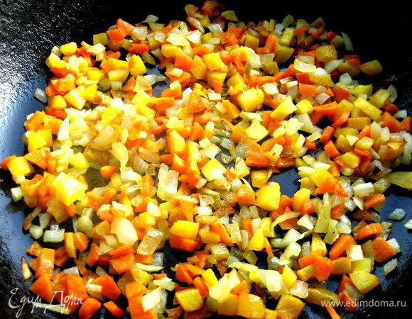 Делаем из этих овощей лёгкую поджарку на растит. масле.