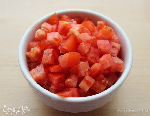 И помидоры.