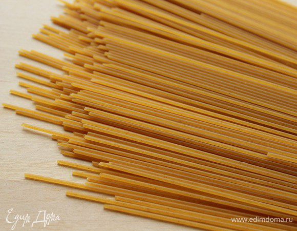 Спагетти желательно брать из муки, изготовленной из твердых сортов пшеницы.