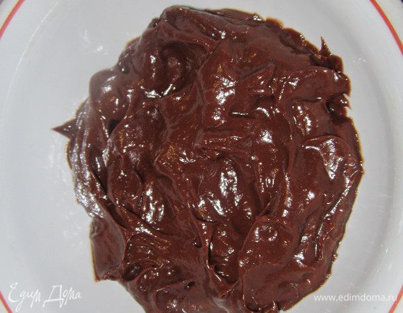 Количество какао зависит от его качества. Постепенно добавляйте ингредиенты и регулируйте вкус по своему желанию.