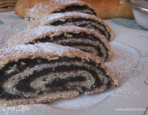 И пусть вечером я так и не полежала на диване, зато на завтрак к йогурту у меня были вот такие вкусняшки!