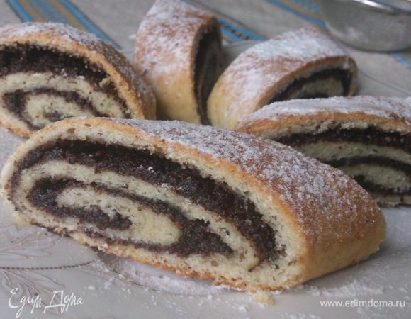 Можно немного разнообразить начинку, добавив в нее яблоки или апельсиновые цукаты.