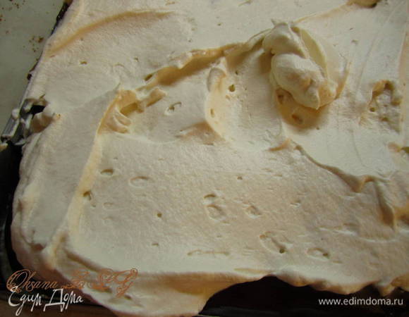 Повторить так со всеми коржами. 
