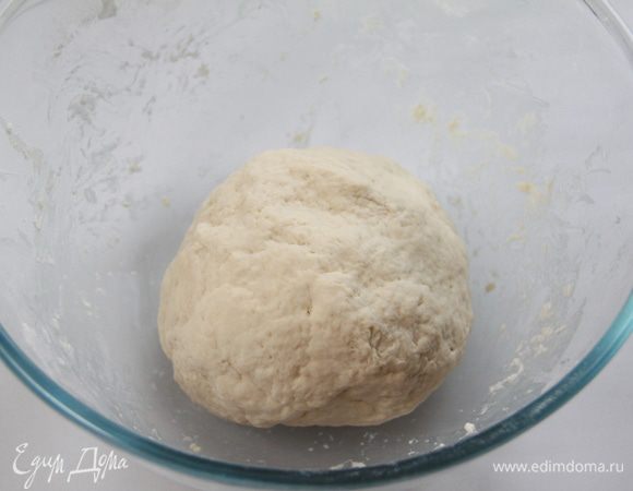 Тесто положить в пакет, убрать в холодильник на неделю!