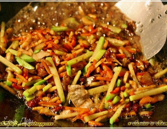 И перемешивать не забывайте. Тщательно. Но! Деликатно.