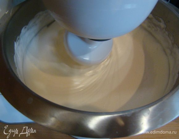 Вот так хорошо взбиваются яйца.