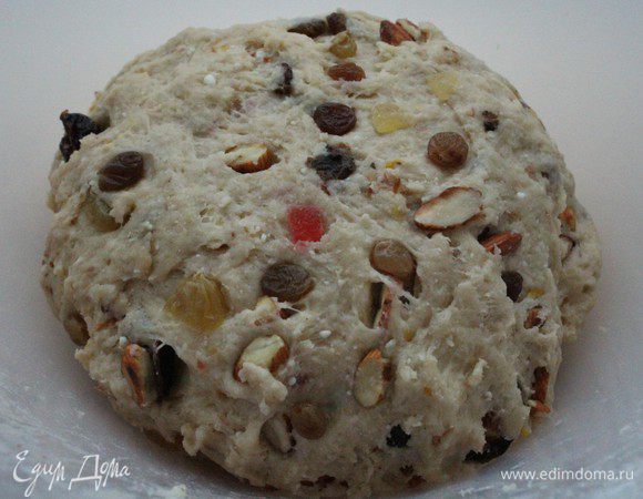 Делим это тесто еще на 2 части.