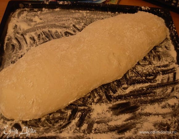 Вот так выросла булка за 40 минут.