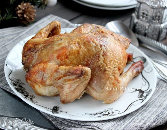 Для гарнира сварите рассыпчатый рис или заварите кускус.
Ароматный соус, образовавшийся при запекании процедите от лишних включений и в количестве по вкусу добавьте его в гарнир.
Приятного аппетита!