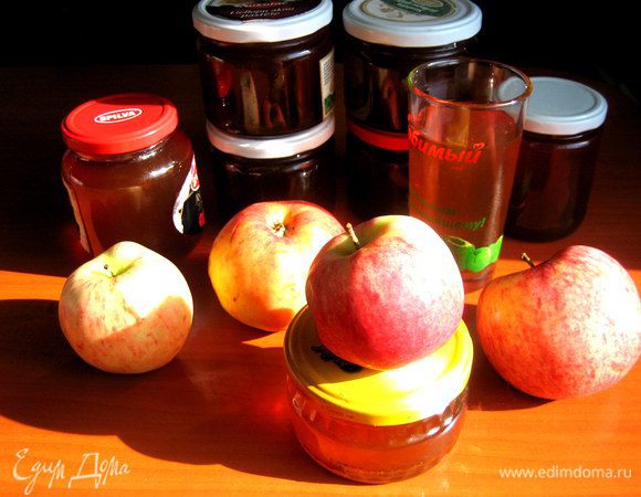 Сироп можно посмотреть здесь... http://www.edimdoma.ru/retsepty/57763-yablochnyy-sirop-na-zimu