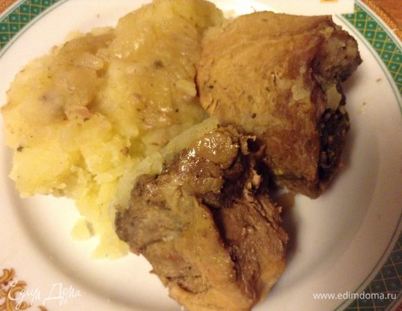 Приятного аппетита! 
Можно подавать с картофельным пюре (как у меня) или с любым другим гарниром!