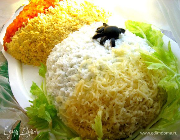 А наш грибок накрываем пакетом и убираем до завтра в холодильник...Как Вы понимаете,можно приготовить заранее перед гостями)))