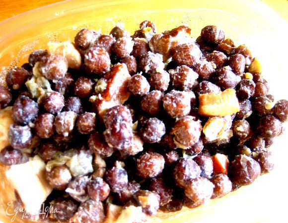 Серый горох я уже выставляла (не могу почему-то зайти в него!),повторяться не буду...Возьмём небольшую порцию (250 г).