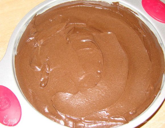 Форма 22 см. Выпекаем при 170" около часа. Готовность проверяйте лучинкой.