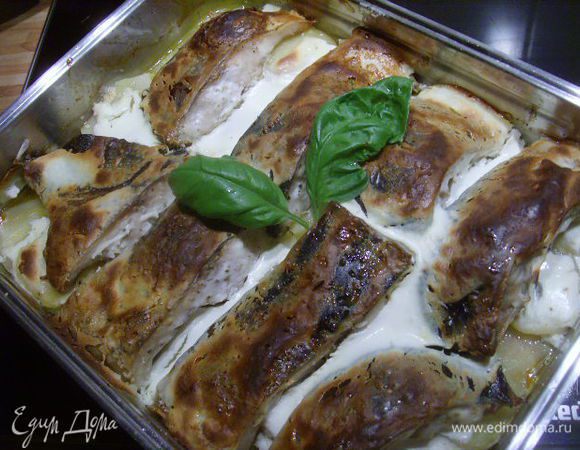 я предпочитаю посыпать зеленью уже готовую рыбку.