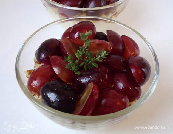 Украсить тимьяном и долькой лимона по желанию.

