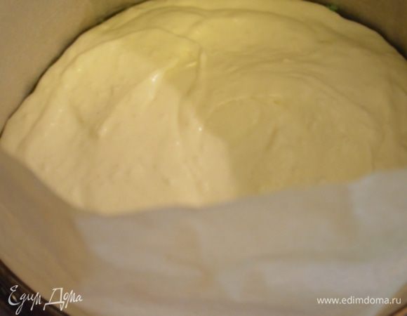 Выкладываем мусс: можно половину, а можно чуть больше!
