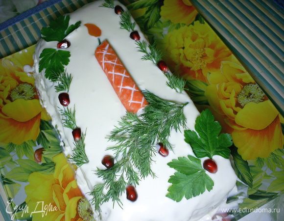 Покрываем заливкой торт. Готовый торт украшаем по вкусу и отправляем на пару часов в холодильник настояться. Приятного аппетита!!!