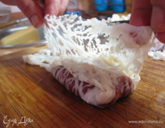 Не бойтесь, даже если где-то ваша сеточка слегка прорвется и фарш начнет вытекать,