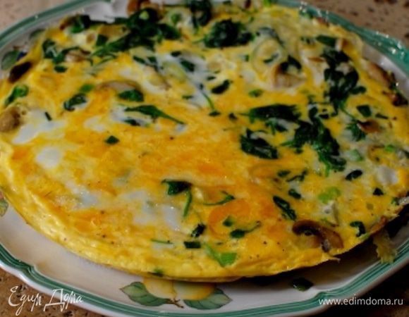 Выпекать фриттату в разогретой духовке 7–10 минут.