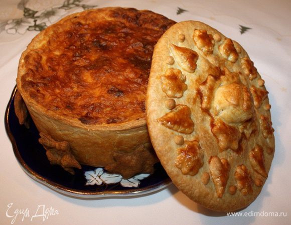 Подавать лучше всего на следующий день, разогрев в духовке.