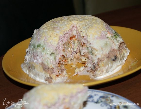 П.с. можно яйцо и в середину ,но т.к. нам яйца нельзя много я добавила сверху))
и для взрослых я делала еще с колбасой и сыром  в середину терла между какими-нибудь ингредиентами.

Приятного аппетита!