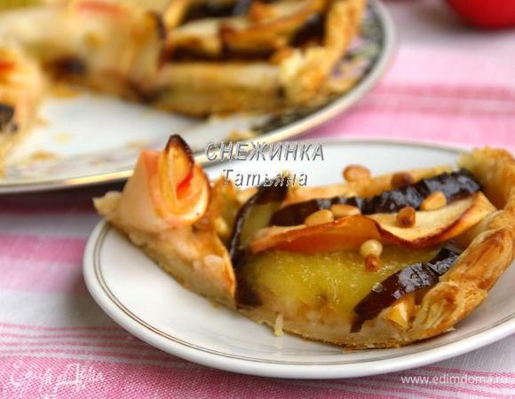 Даём немного остыть и можно нарезать тёплым. Приятного аппетита!

