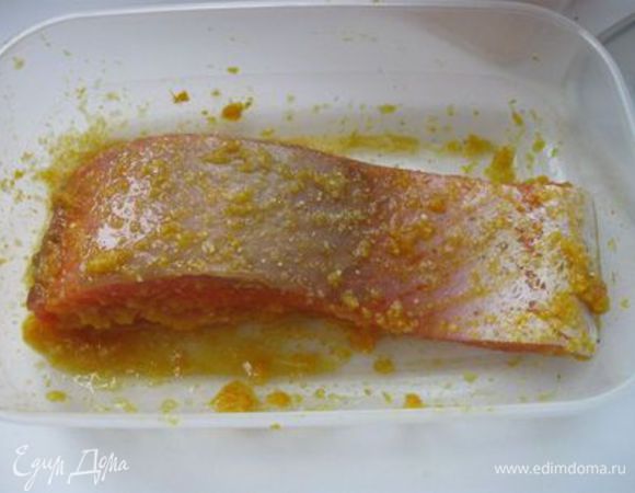 3 метод: в третье посоленное филе добавить смесь цедры лимона, апельсина– 1,5 ч.л. (можно добавить цедру других цитрусовых). Добавить белый перец (смолоть) – чуть-чуть. Выдержать столько же по времени, как и в предыдущих вариантах.

