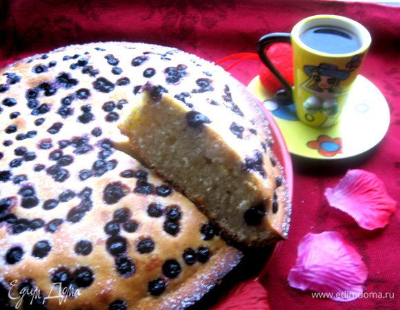 Можно резать тёплым..., он так восхитительно пахнет)))