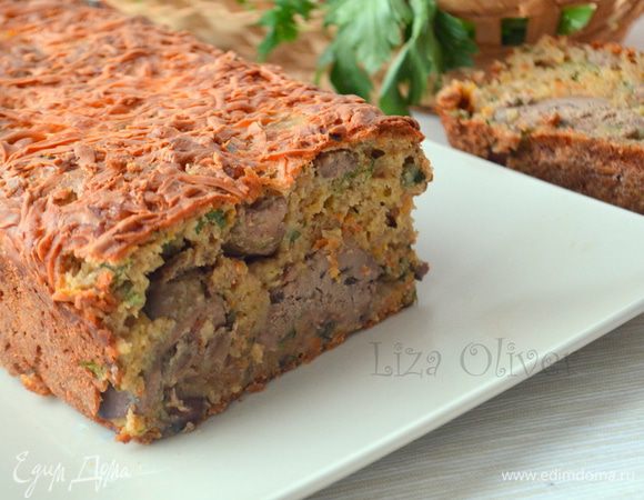 Кекс надо немного остудить и тогда вытаскивать из формы. Он не прилипает к ней совершенно. Подавать можно и теплым, и холодным! 