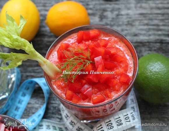 Салат пятый - даже и не салат, а один из вариантов супа ГАСПАЧО....   