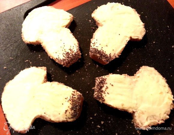 Окунаем ножки в мак...