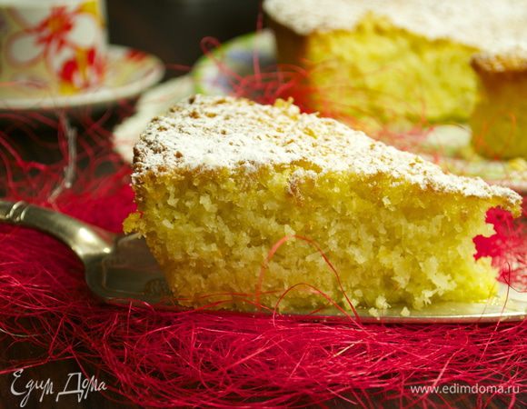 Отрезать себе кусочек... и наслаждаться!!! )))) У вас будет чувство, что вы едите большой "баунти" )))) Только более нежный, мягкий и свежий... 